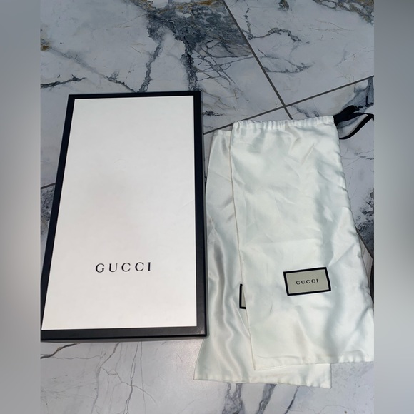 Gucci flip flops main image 5